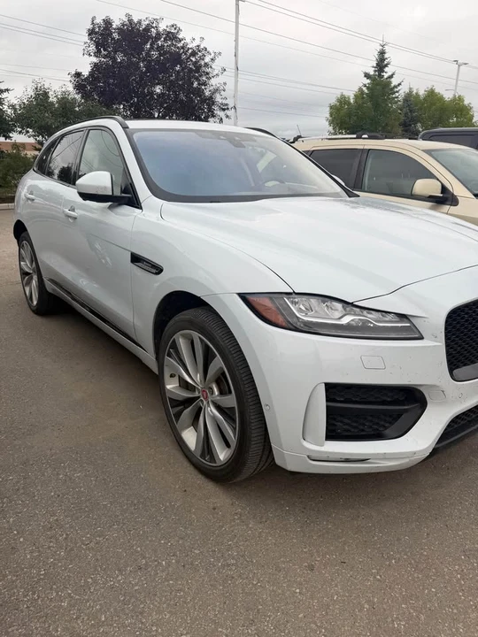 2018 Jaguar F-Pace - Image 3 of 7