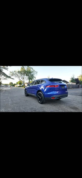 2018 Jaguar F-Pace - Image 2 of 4
