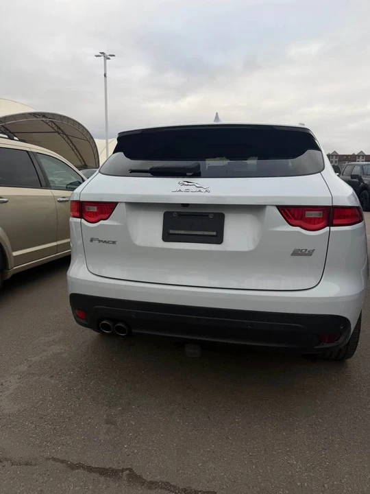 2018 Jaguar F-Pace - Image 6 of 7