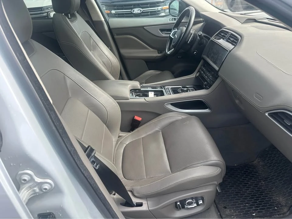 2018 Jaguar F-Pace - Image 12 of 15