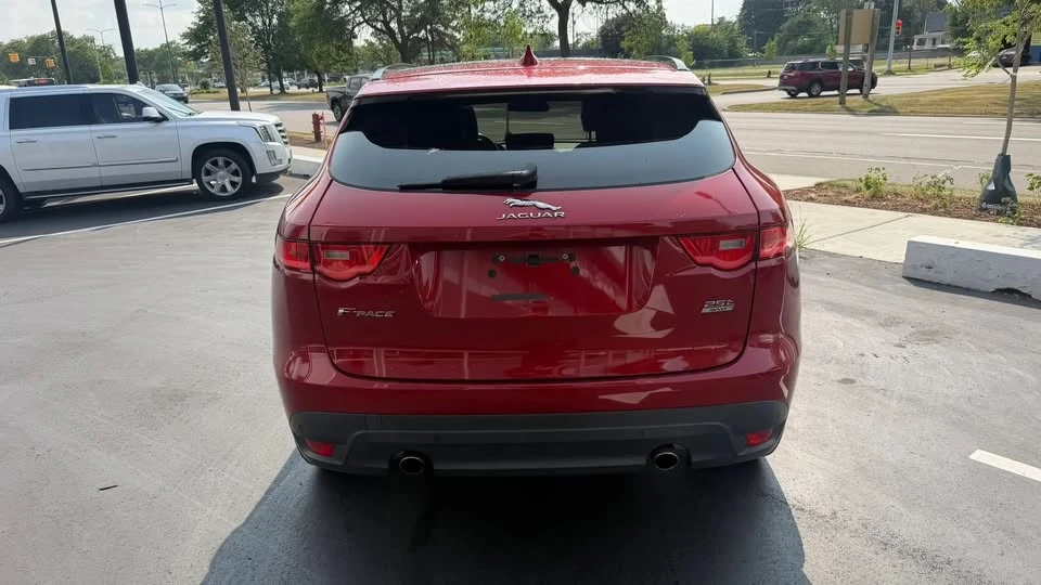 2018 Jaguar F-Pace - Image 3 of 20
