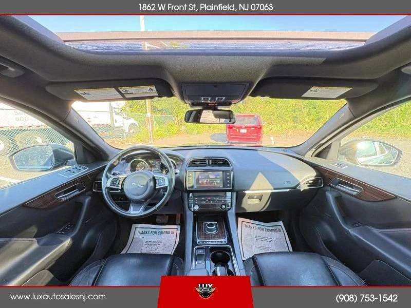 2018 Jaguar F-Pace - Image 15 of 20
