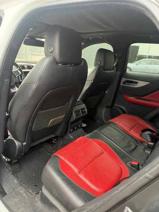 2018 Jaguar F-Pace - Image 9 of 11