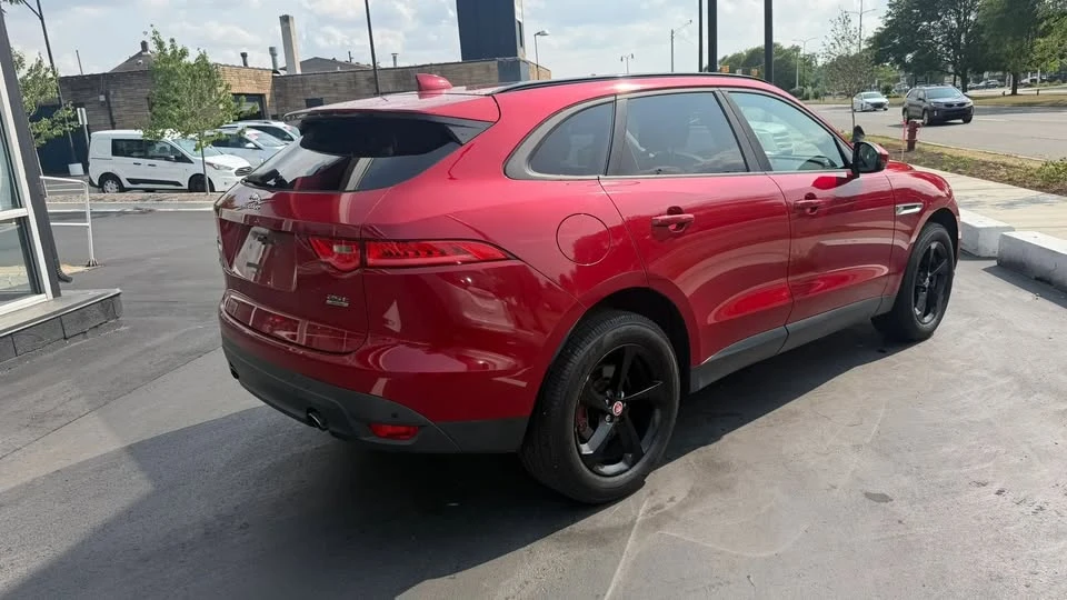 2018 Jaguar F-Pace - Image 6 of 20