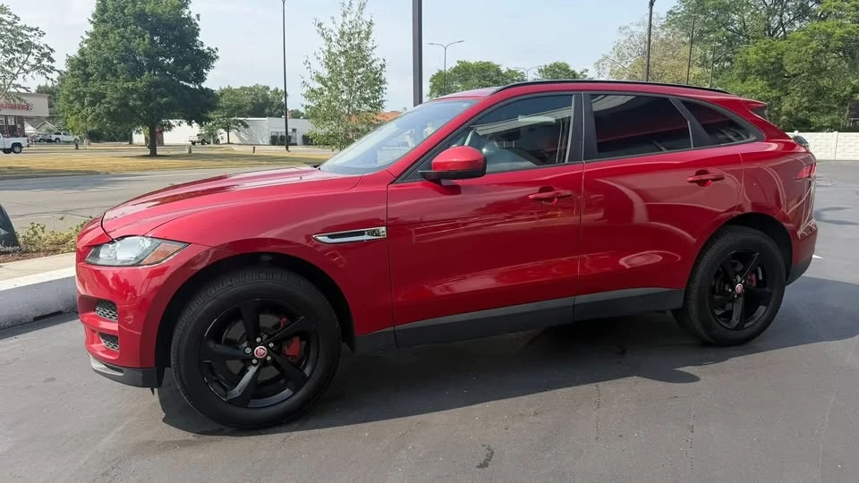 2018 Jaguar F-Pace - Image 9 of 20