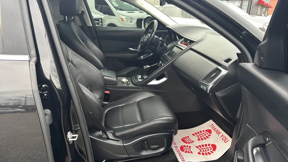 2018 Jaguar F-Pace - Image 6 of 15