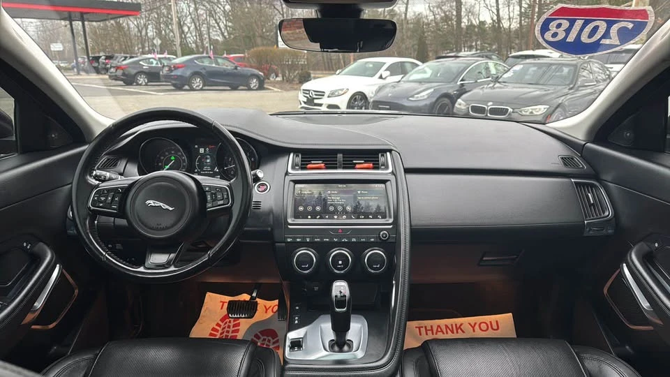 2018 Jaguar F-Pace - Image 15 of 15