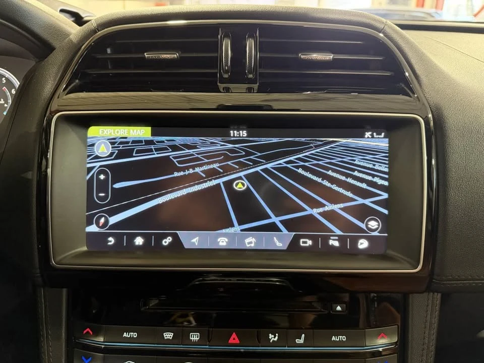 2018 Jaguar F-Pace - Image 16 of 20