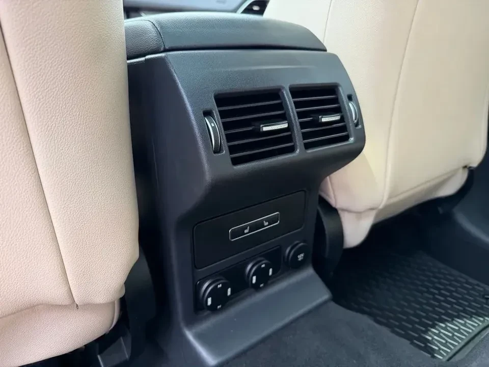 2018 Jaguar F-Pace - Image 20 of 20