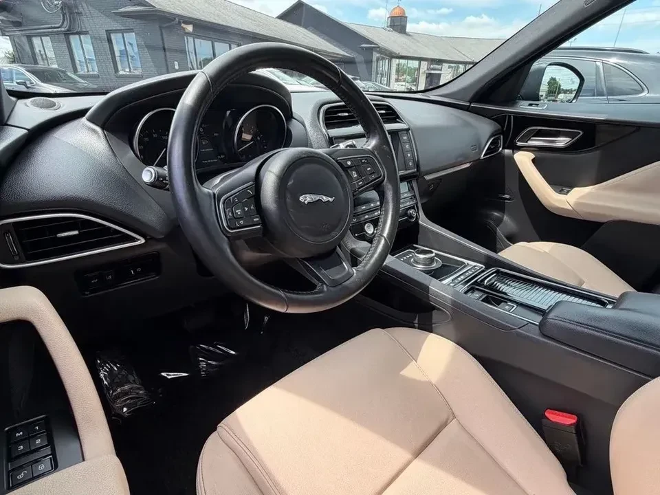 2018 Jaguar F-Pace - Image 15 of 20