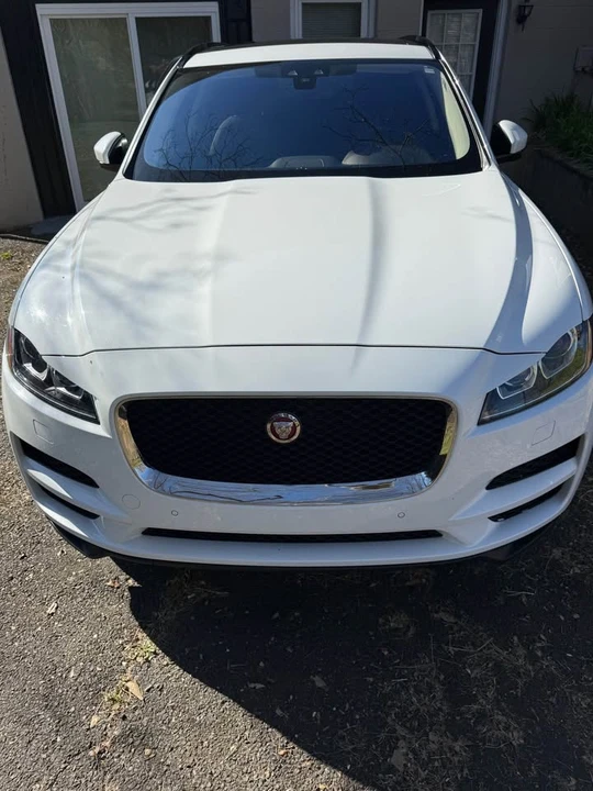 2018 Jaguar F-Pace - Image 4 of 6