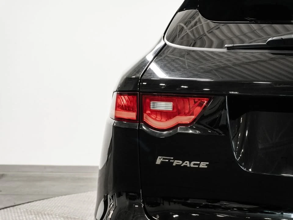 2018 Jaguar F-Pace - Image 14 of 20