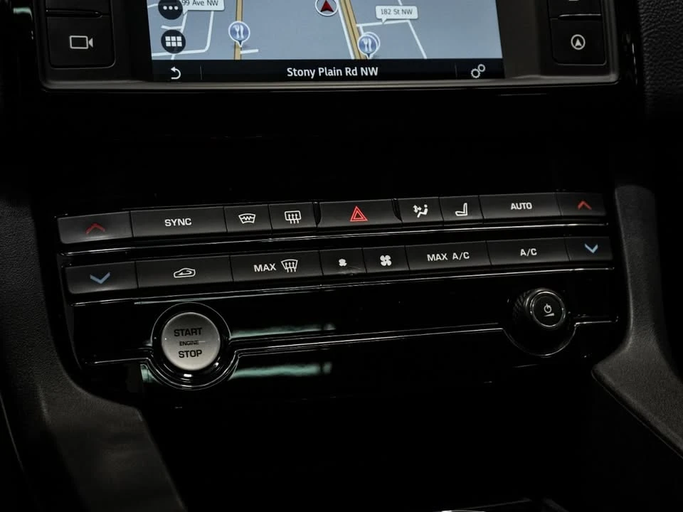 2018 Jaguar F-Pace - Image 19 of 20