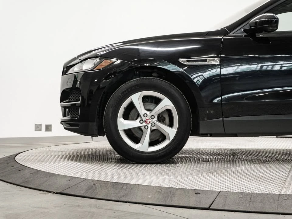 2018 Jaguar F-Pace - Image 9 of 20