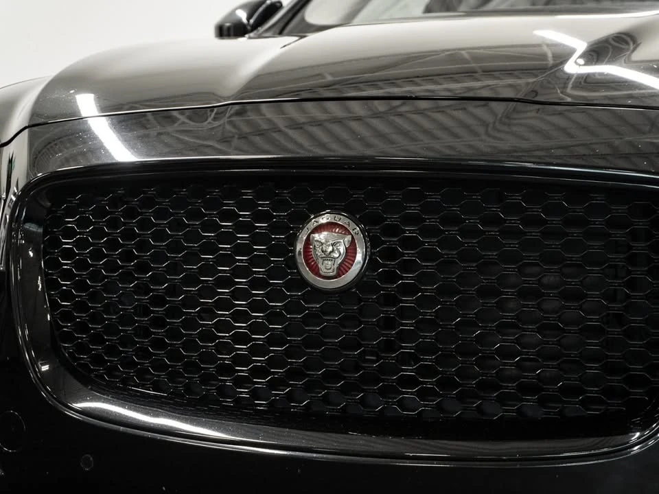 2018 Jaguar F-Pace - Image 10 of 20
