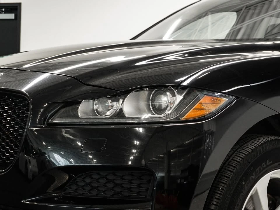 2018 Jaguar F-Pace - Image 13 of 20