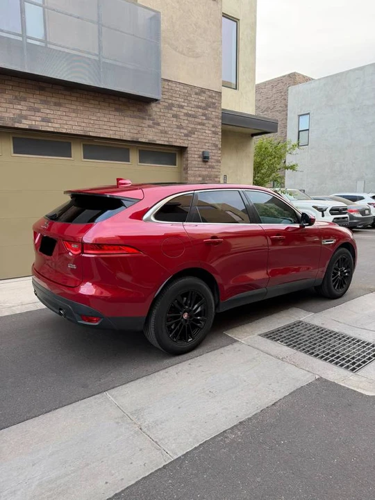 2018 Jaguar F-Pace - Image 4 of 10