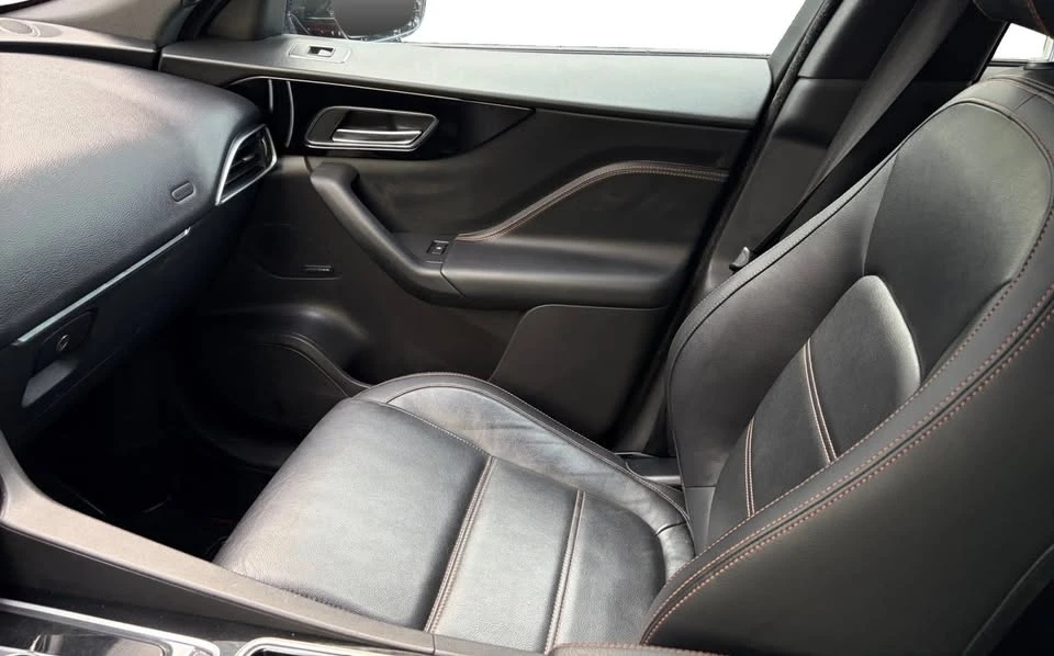 2018 Jaguar F-Pace - Image 18 of 20