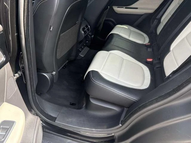2018 Jaguar F-Pace - Image 12 of 19