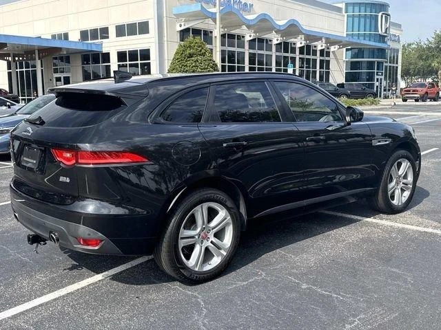 2018 Jaguar F-Pace - Image 4 of 19