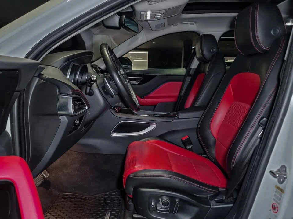 2018 Jaguar F-Pace - Image 10 of 19