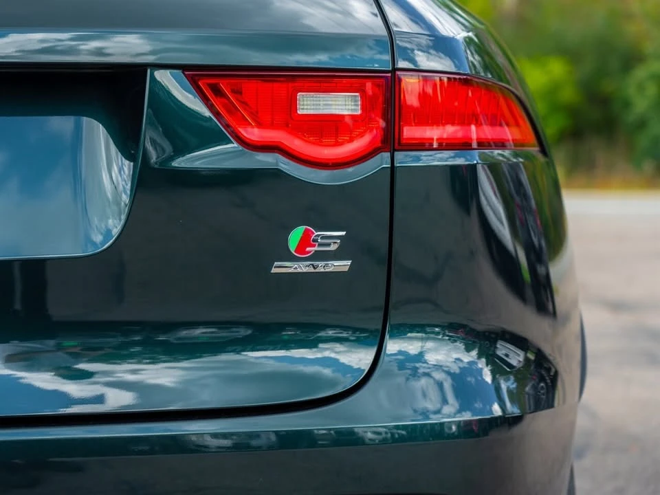 2018 Jaguar F-Pace - Image 11 of 20
