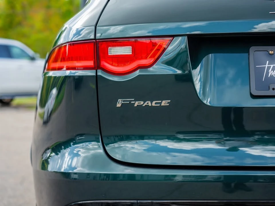 2018 Jaguar F-Pace - Image 10 of 20
