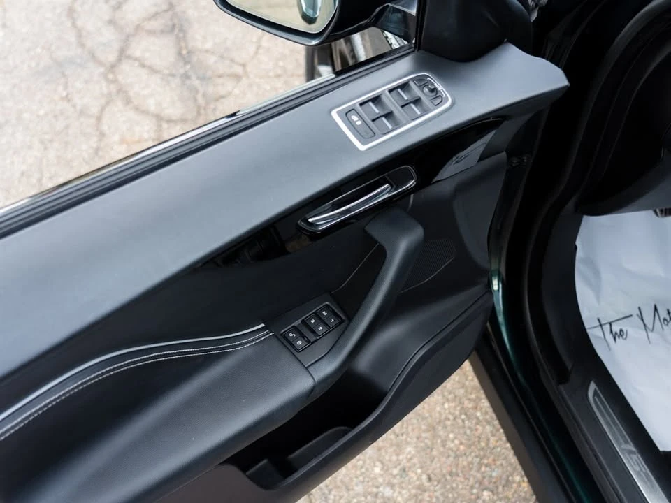 2018 Jaguar F-Pace - Image 16 of 20
