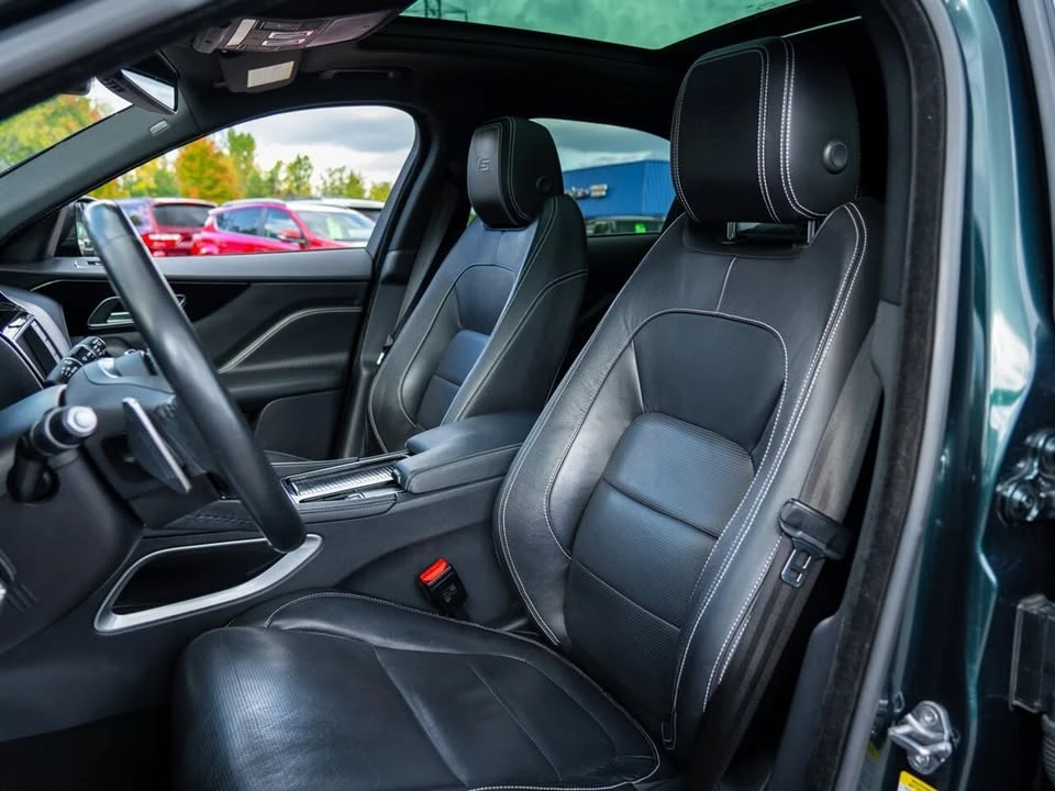 2018 Jaguar F-Pace - Image 19 of 20