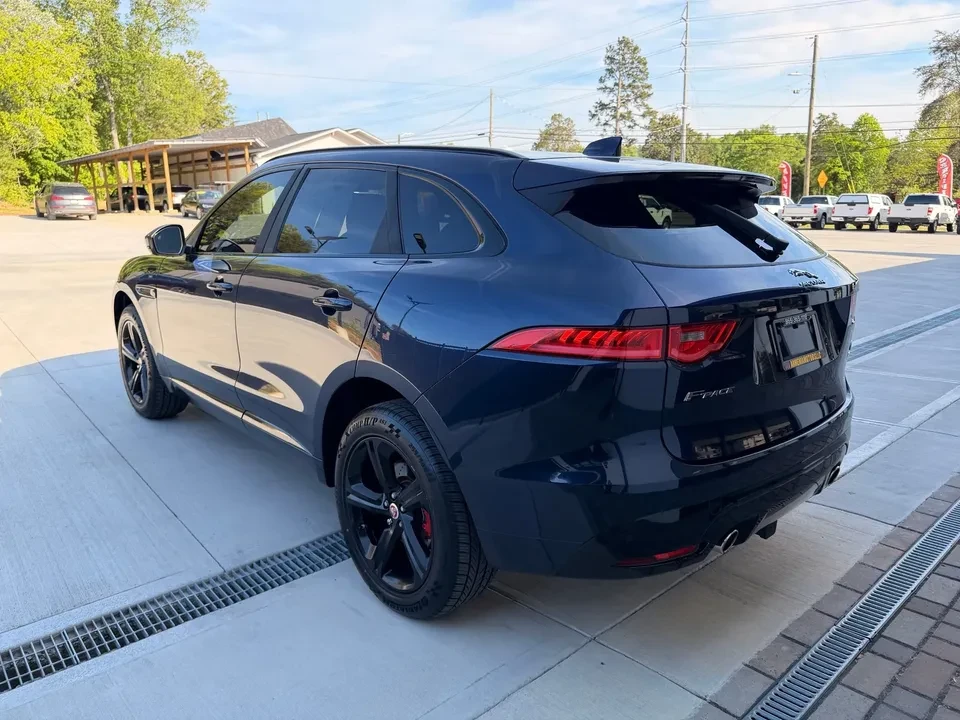 2018 Jaguar F-Pace - Image 4 of 20