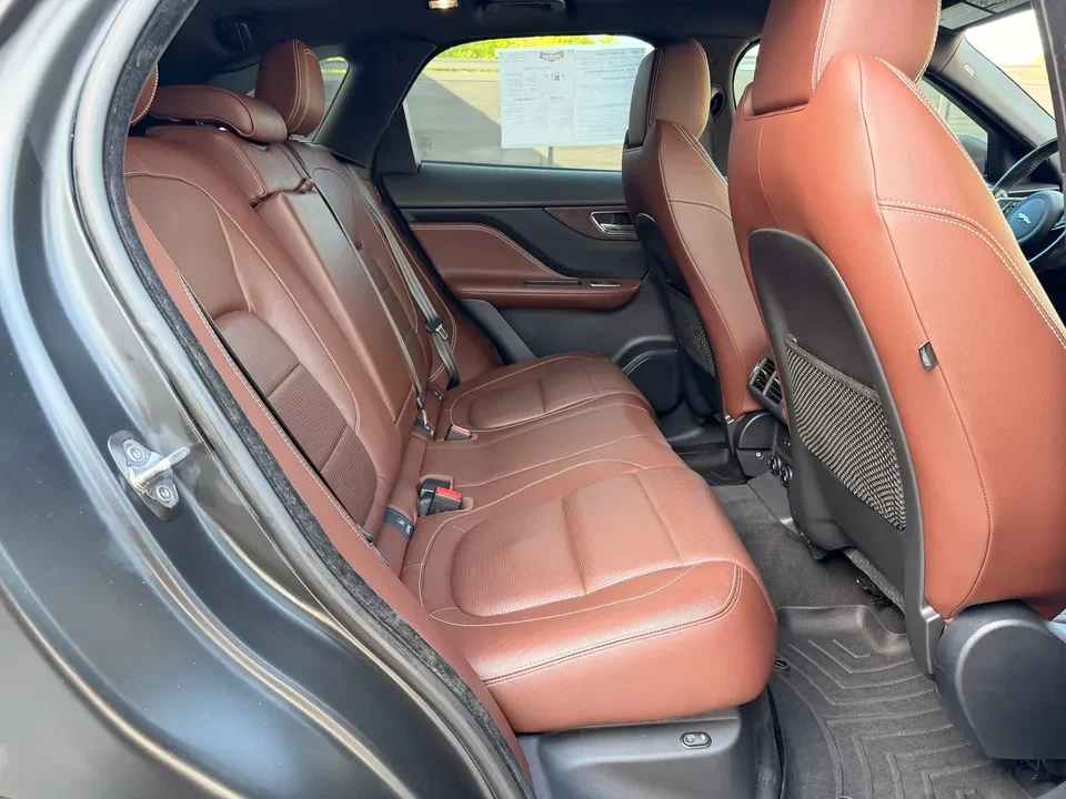 2018 Jaguar F-Pace - Image 15 of 20