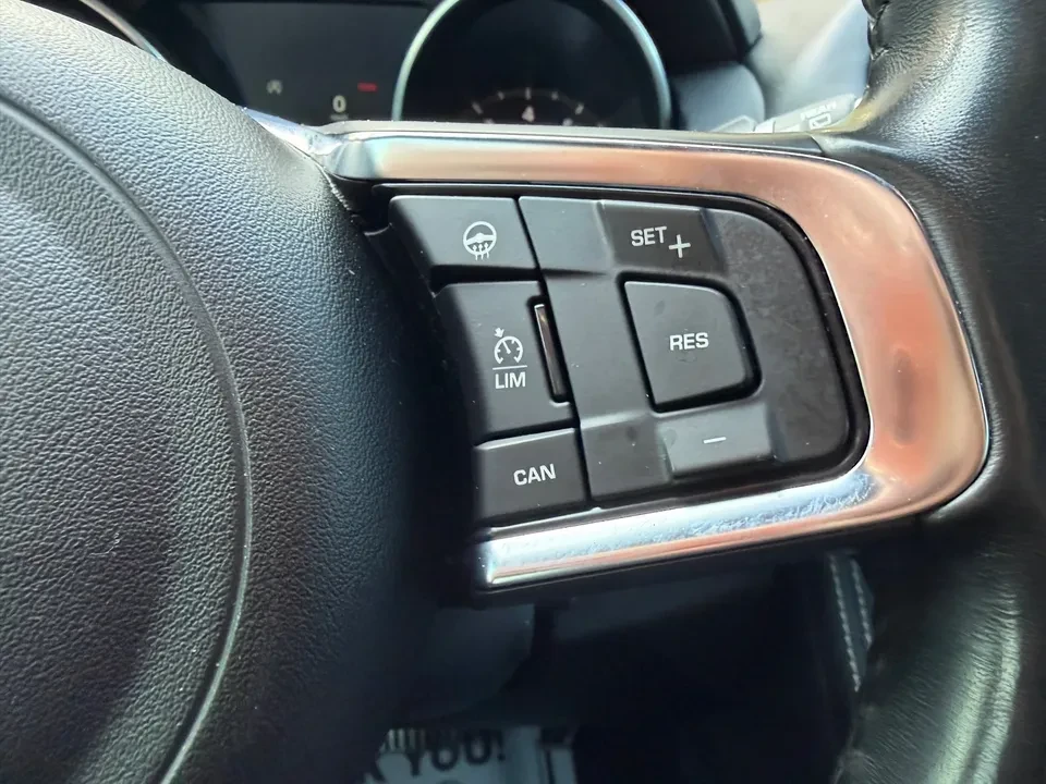 2018 Jaguar F-Pace - Image 20 of 20