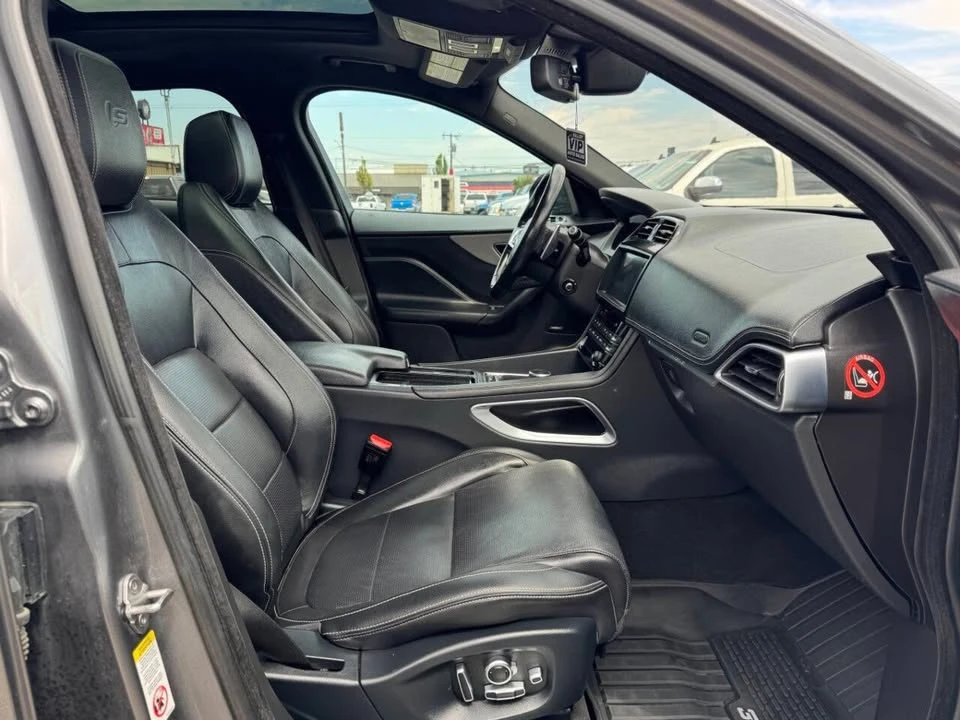 2018 Jaguar F-Pace - Image 18 of 20