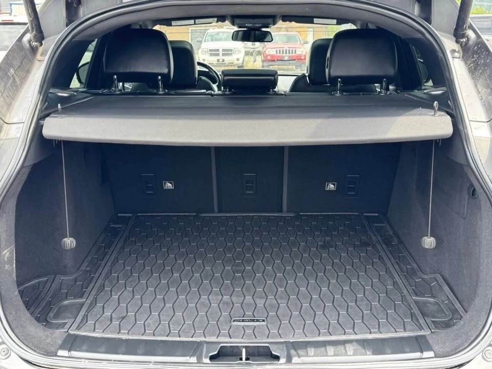 2018 Jaguar F-Pace - Image 13 of 20
