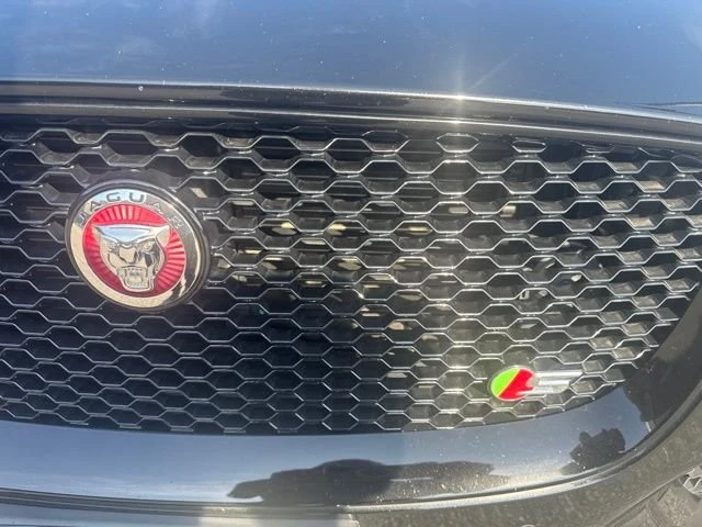 2018 Jaguar F-Pace - Image 2 of 16