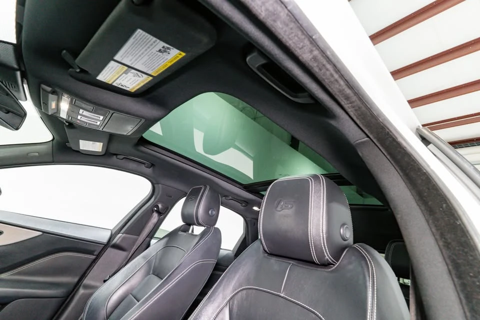 2018 Jaguar F-Pace - Image 12 of 20