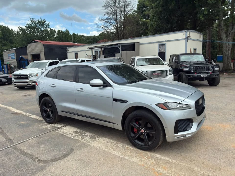 2018 Jaguar F-Pace - Image 7 of 18