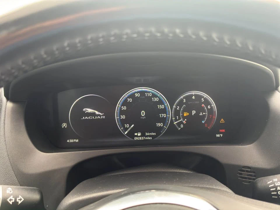 2018 Jaguar F-Pace - Image 10 of 18