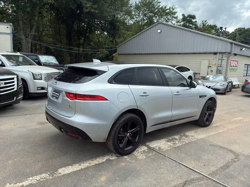 2018 Jaguar F-Pace - Image 5 of 18