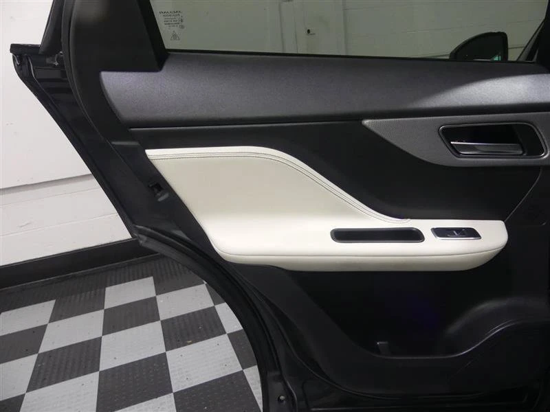 2018 Jaguar F-Pace - Image 20 of 20
