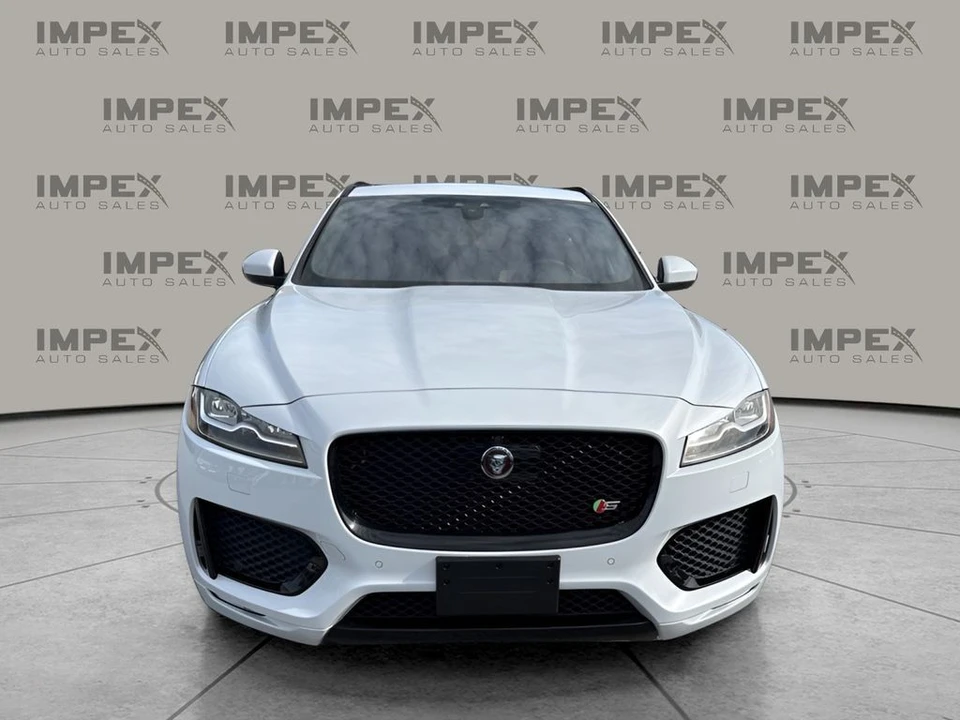 2018 Jaguar F-Pace - Image 8 of 12