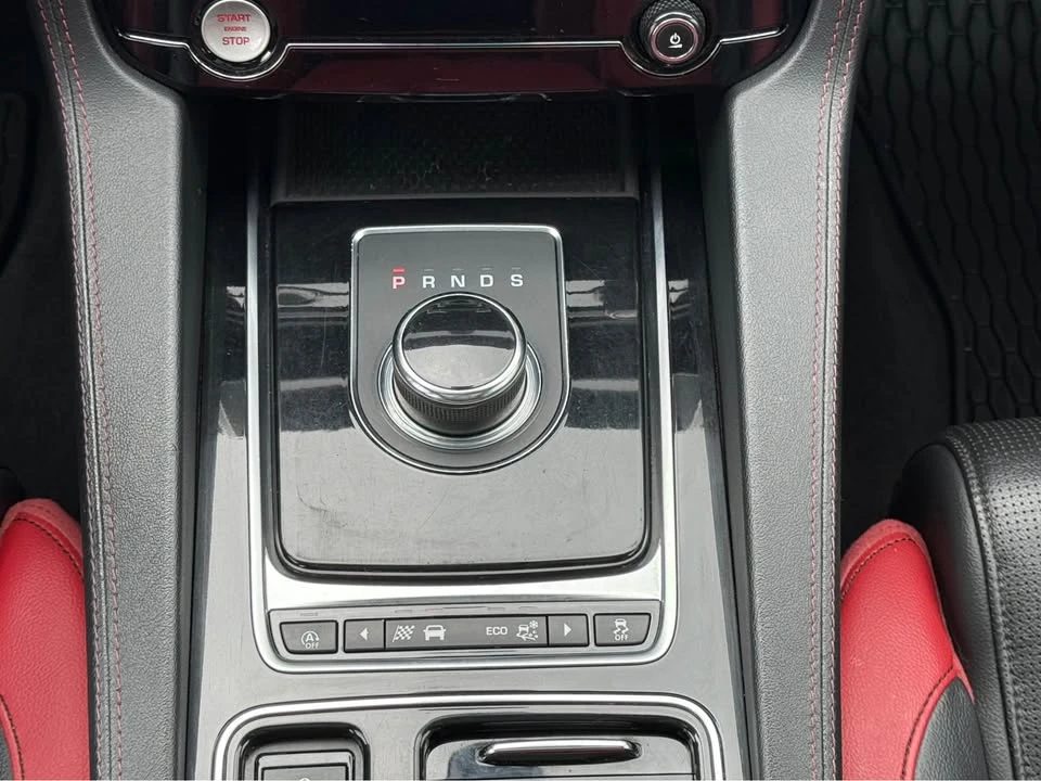 2018 Jaguar F-Pace - Image 14 of 20