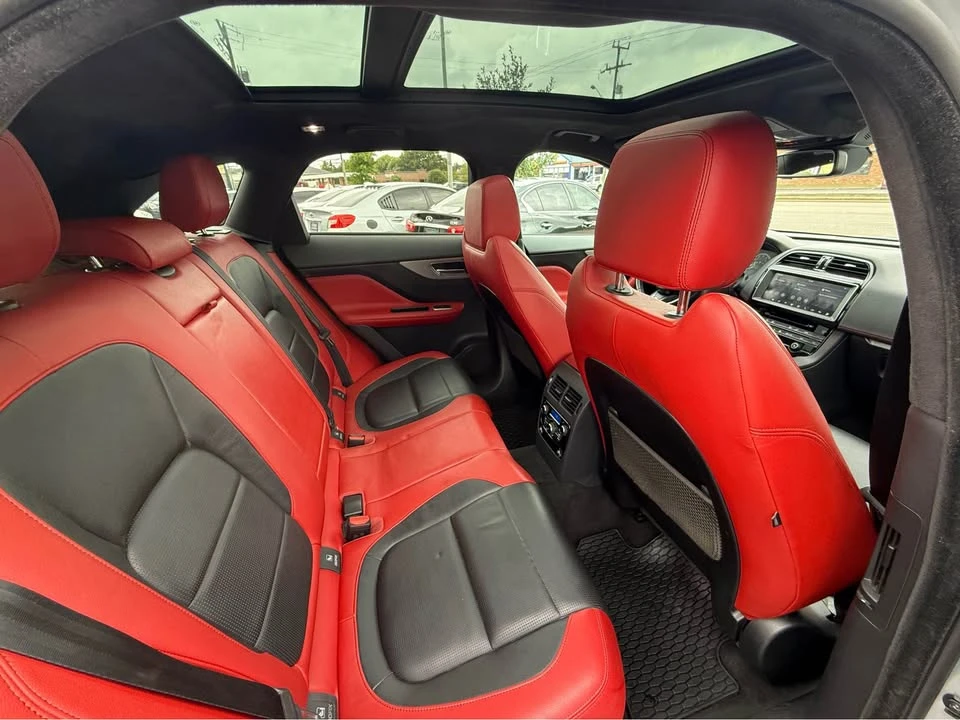 2018 Jaguar F-Pace - Image 18 of 20