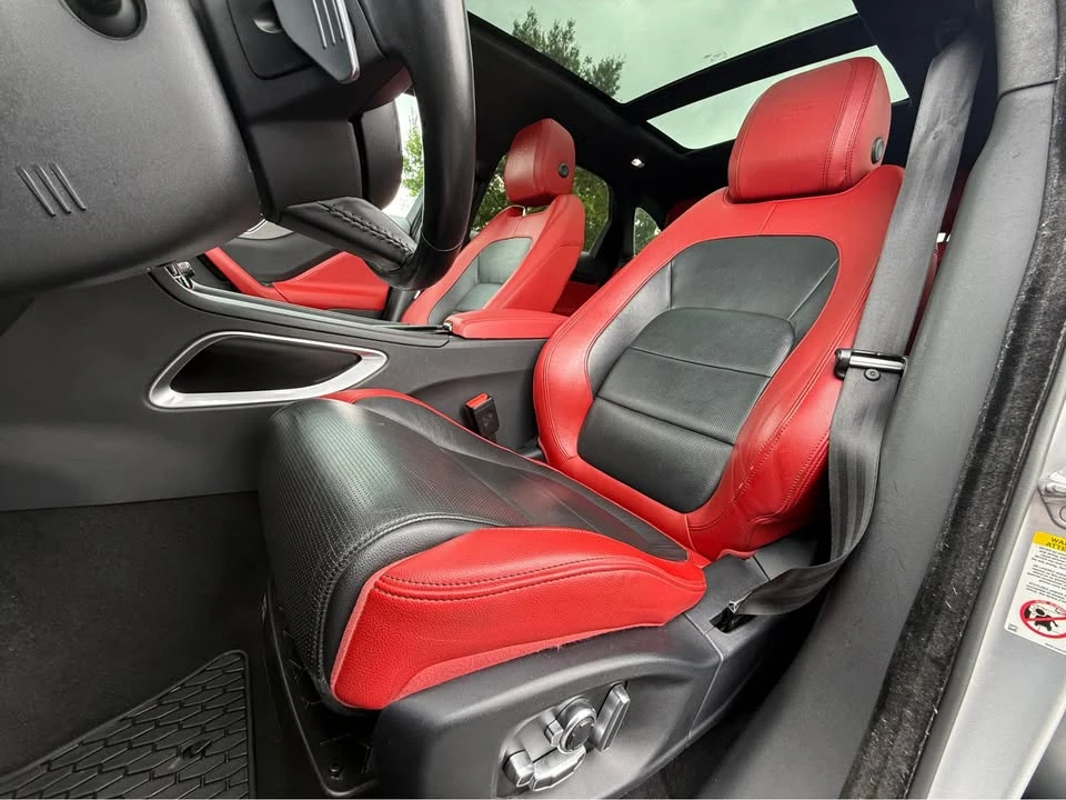 2018 Jaguar F-Pace - Image 17 of 20