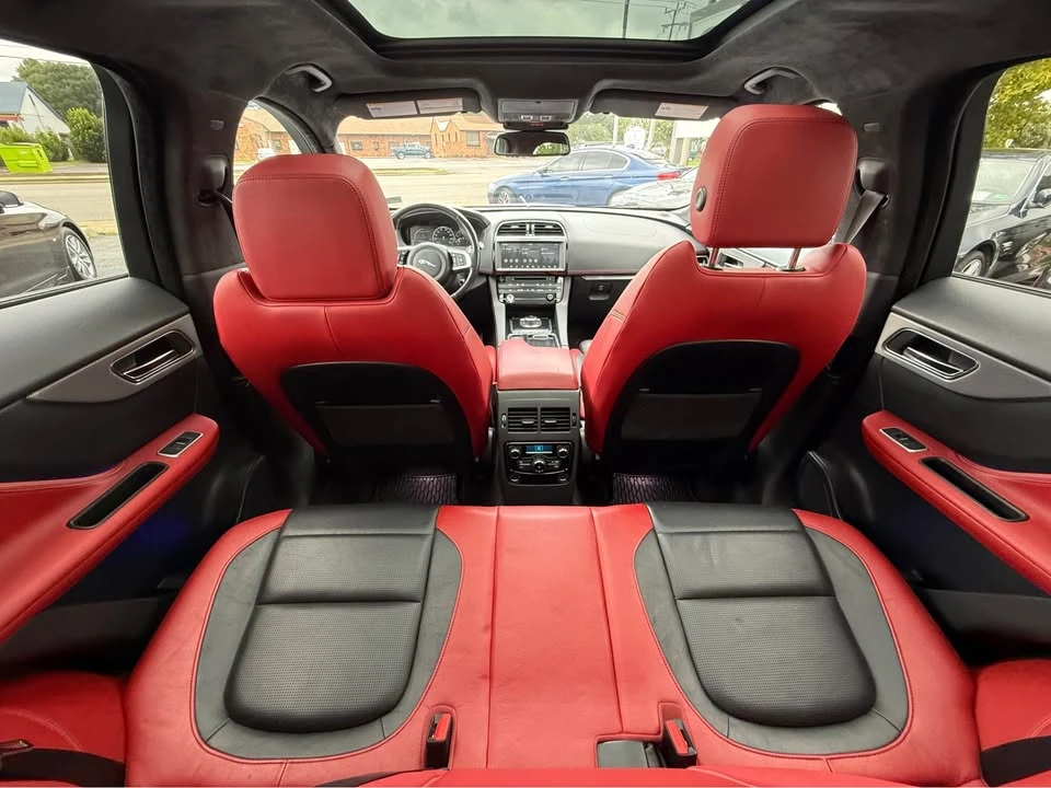 2018 Jaguar F-Pace - Image 10 of 20
