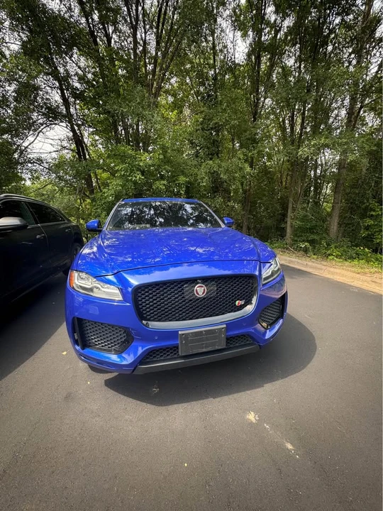 2018 Jaguar F-Pace - Image 2 of 12