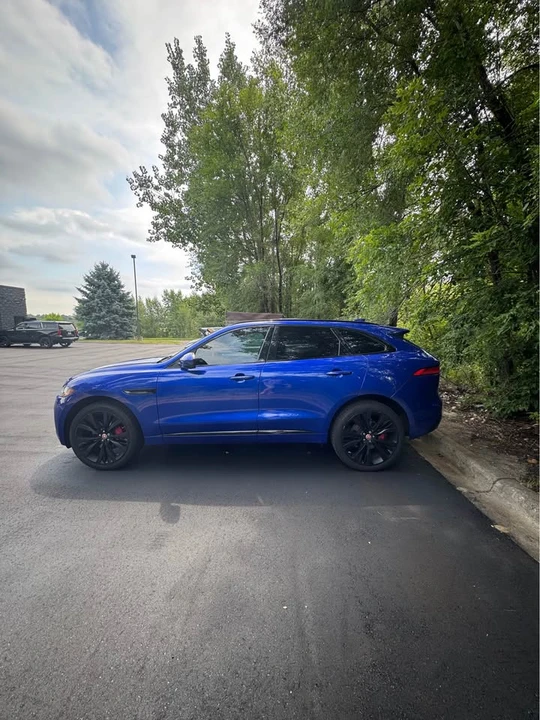 2018 Jaguar F-Pace - Image 5 of 12
