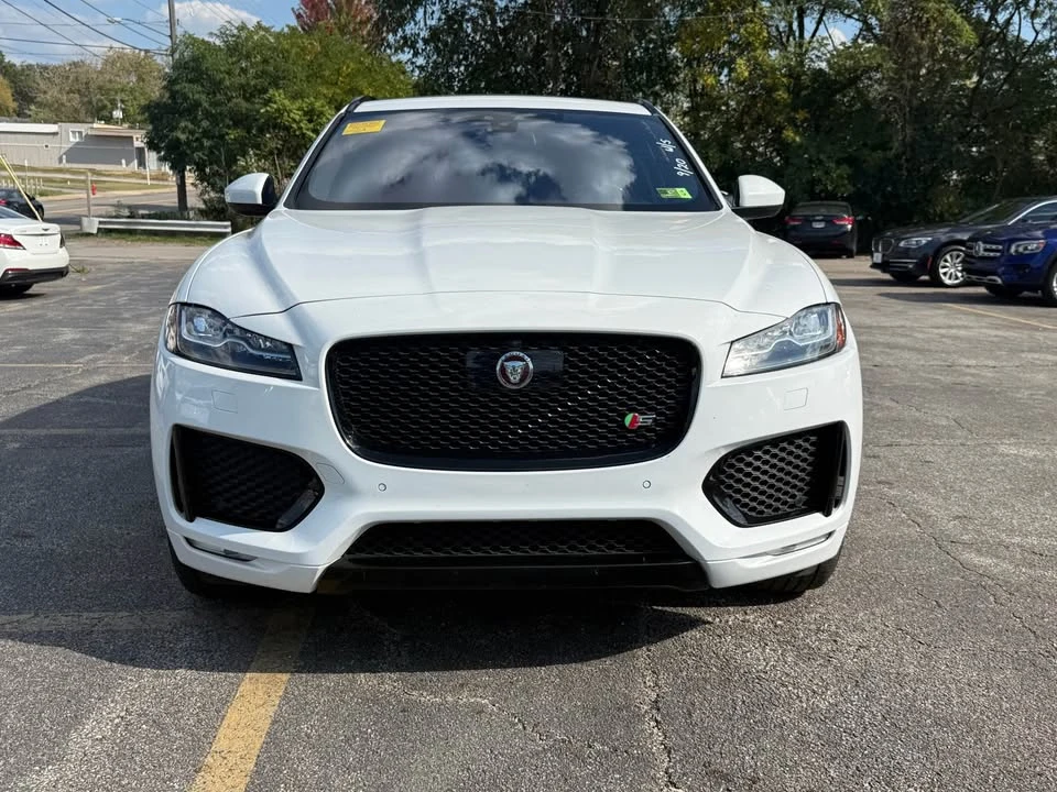 2018 Jaguar F-Pace - Image 3 of 11