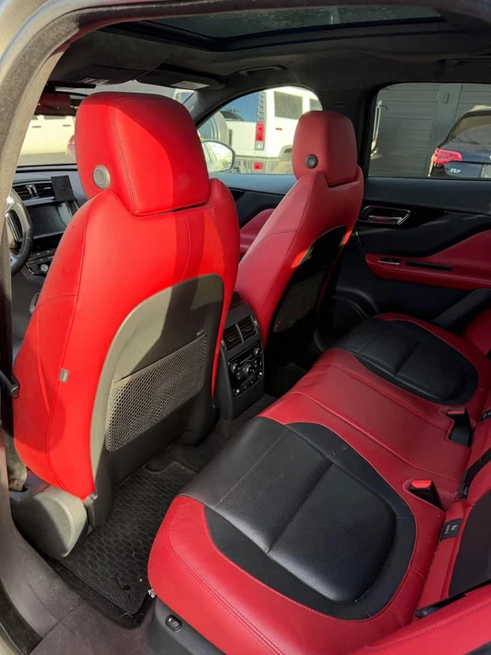2018 Jaguar F-Pace - Image 10 of 10