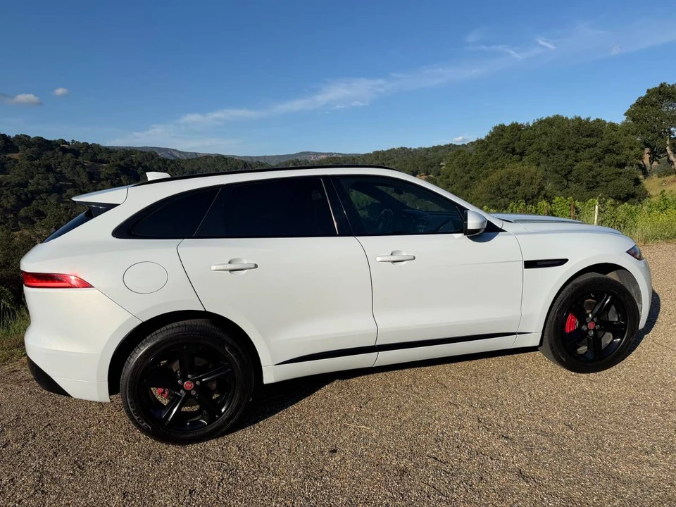 2018 Jaguar F-Pace - Image 6 of 24